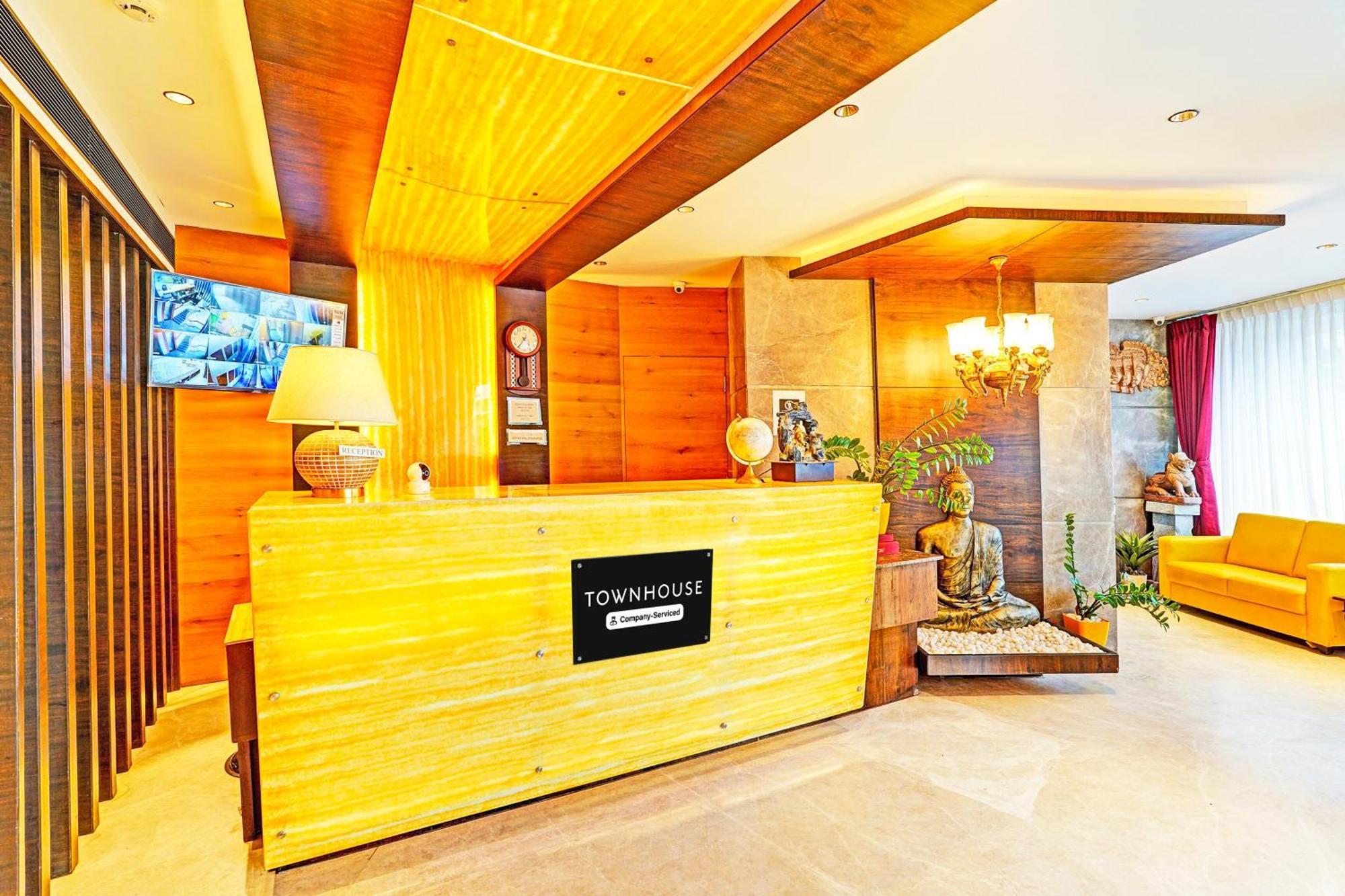 Super Townhouse Indiranagar Hotell Bangalore Eksteriør bilde