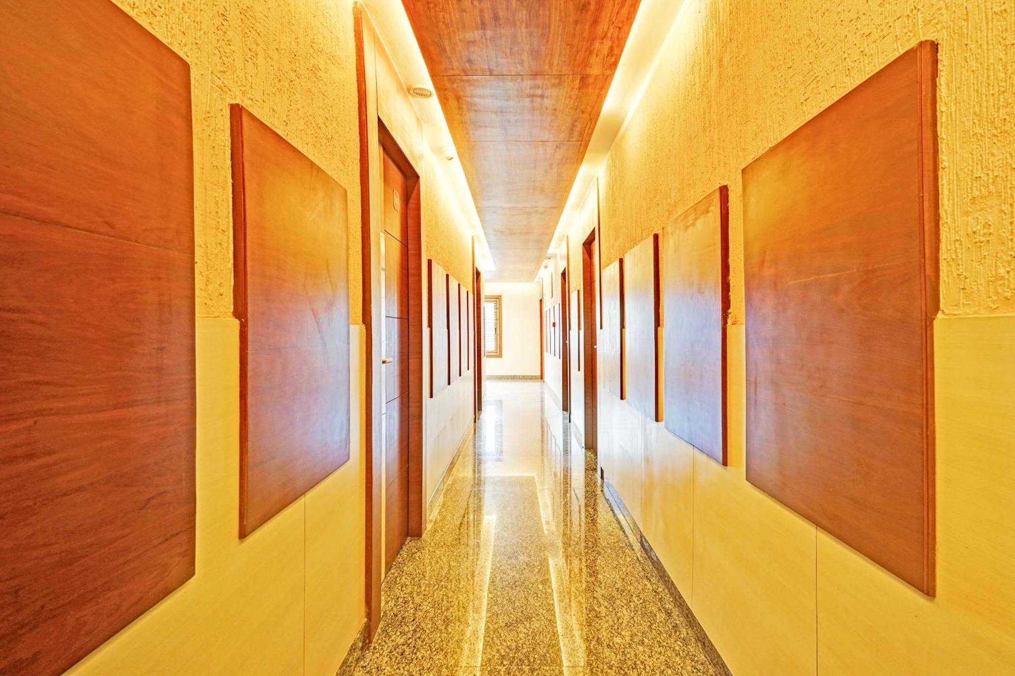 Super Townhouse Indiranagar Hotell Bangalore Eksteriør bilde