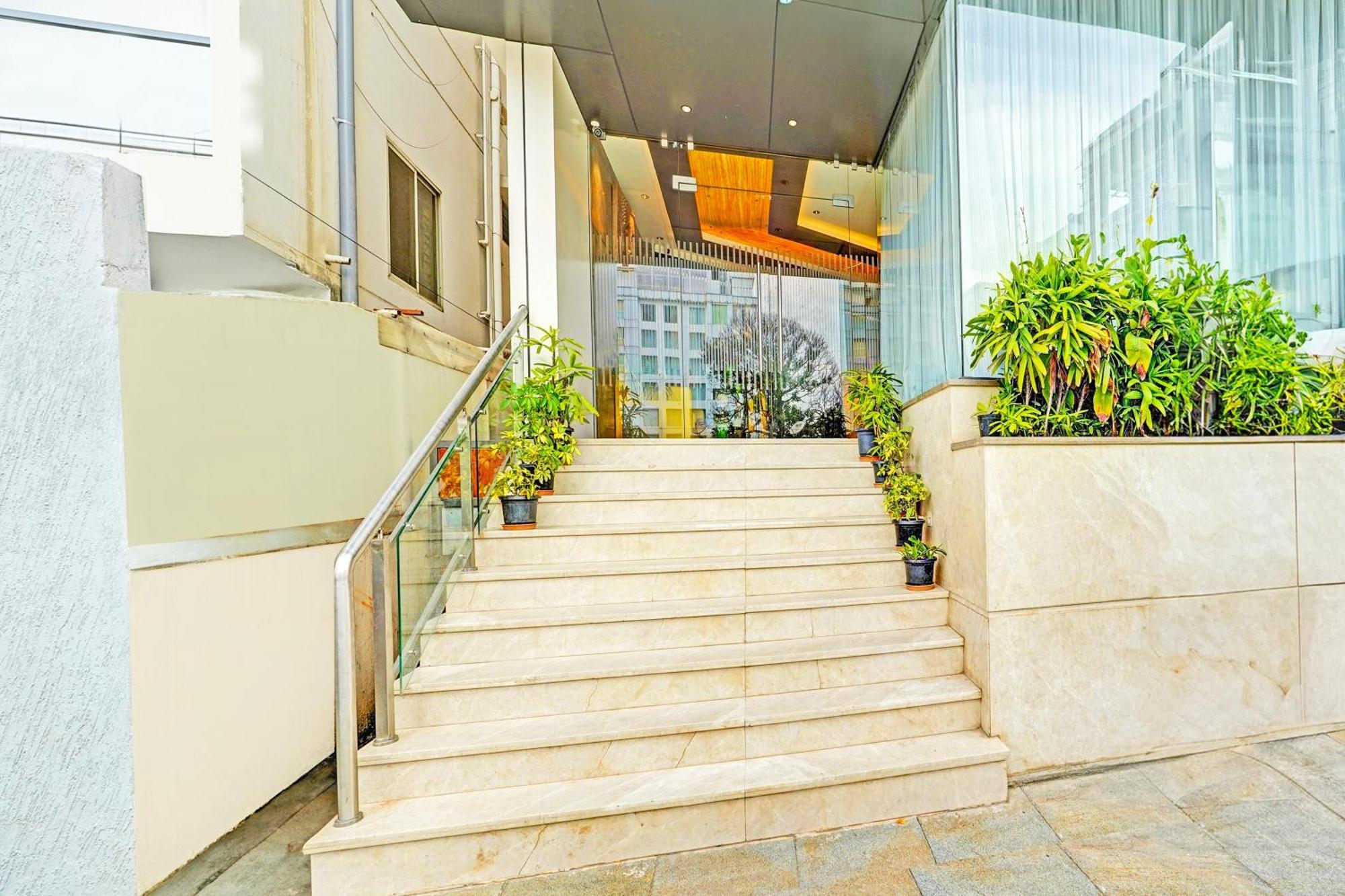 Super Townhouse Indiranagar Hotell Bangalore Eksteriør bilde